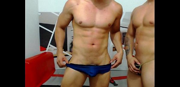  Hot Brothers on cam